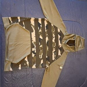 Nike Dri Fit Camo Hoodie - Grey & Black